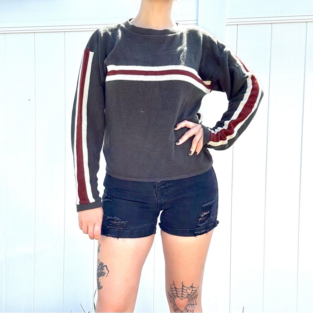 Vintage Y2K Cropped Sweater